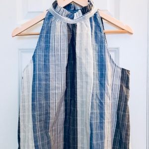 Universal Thread Summer Top Size Small